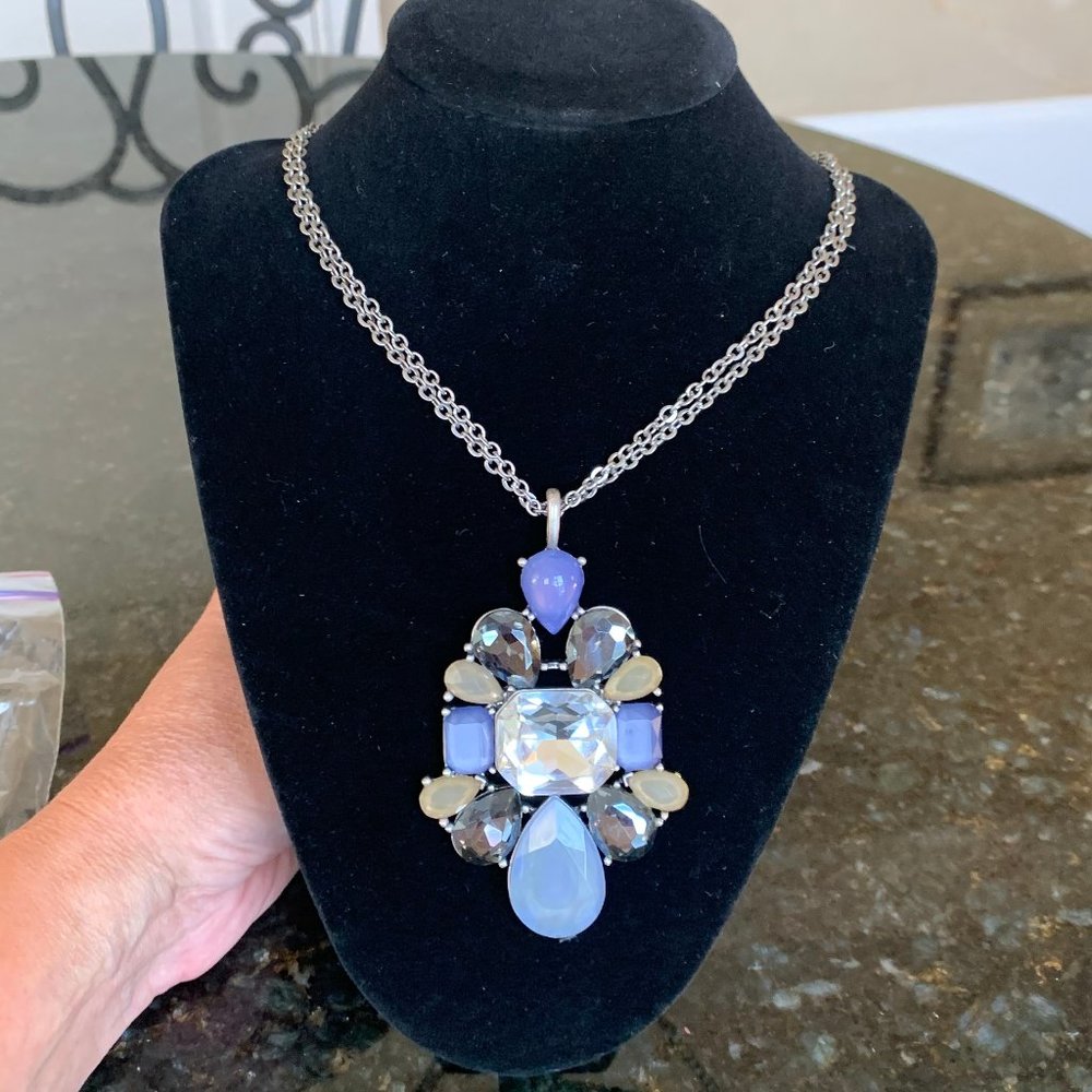 Ladies Necklace
